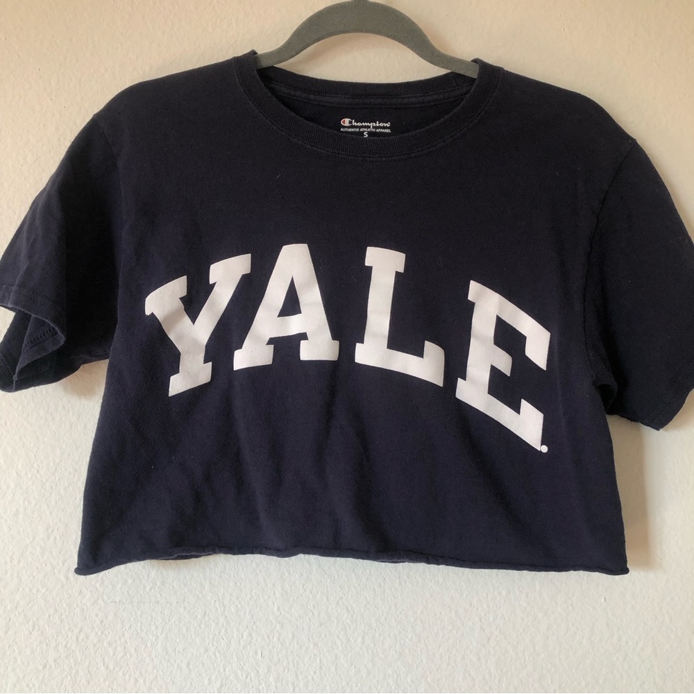 YALE champion crop tee